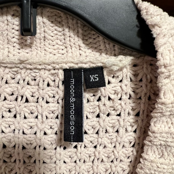 Moon & Madison Cardigan - Picture 3 of 5